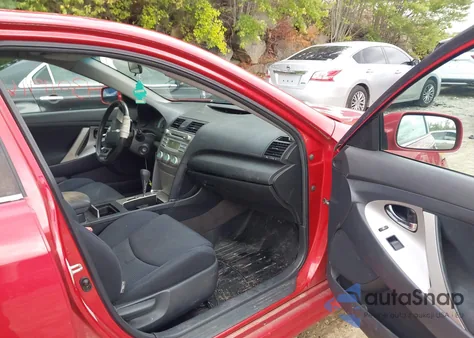 2007 Toyota Camry Se z USA, uszkodzony, nr VIN 4T1BE46K27U041688